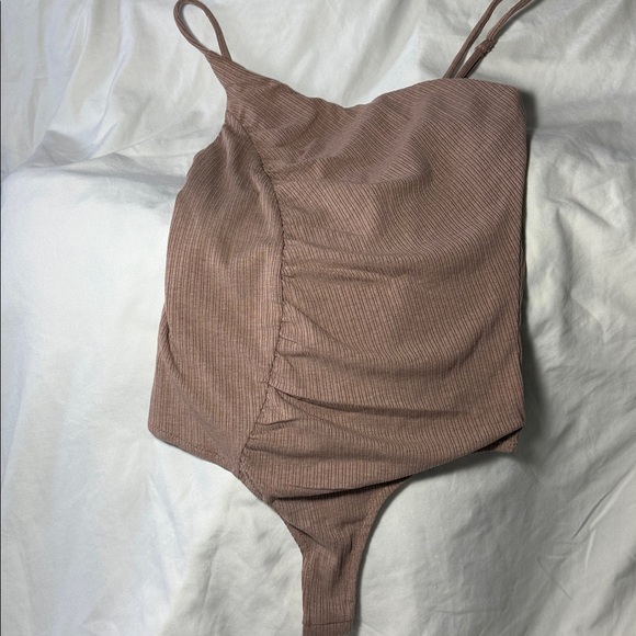 Brown bodysuit - Picture 2 of 5